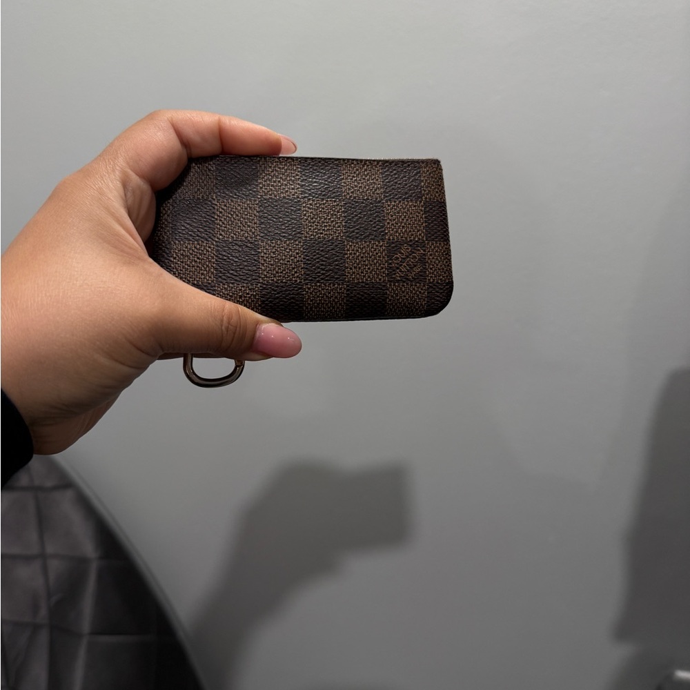 AUTHENTIC LV Damier Key Holder